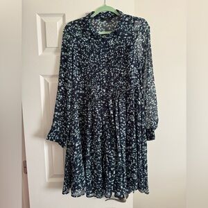 Banana Republic Navy and White Long Sleeve Dress